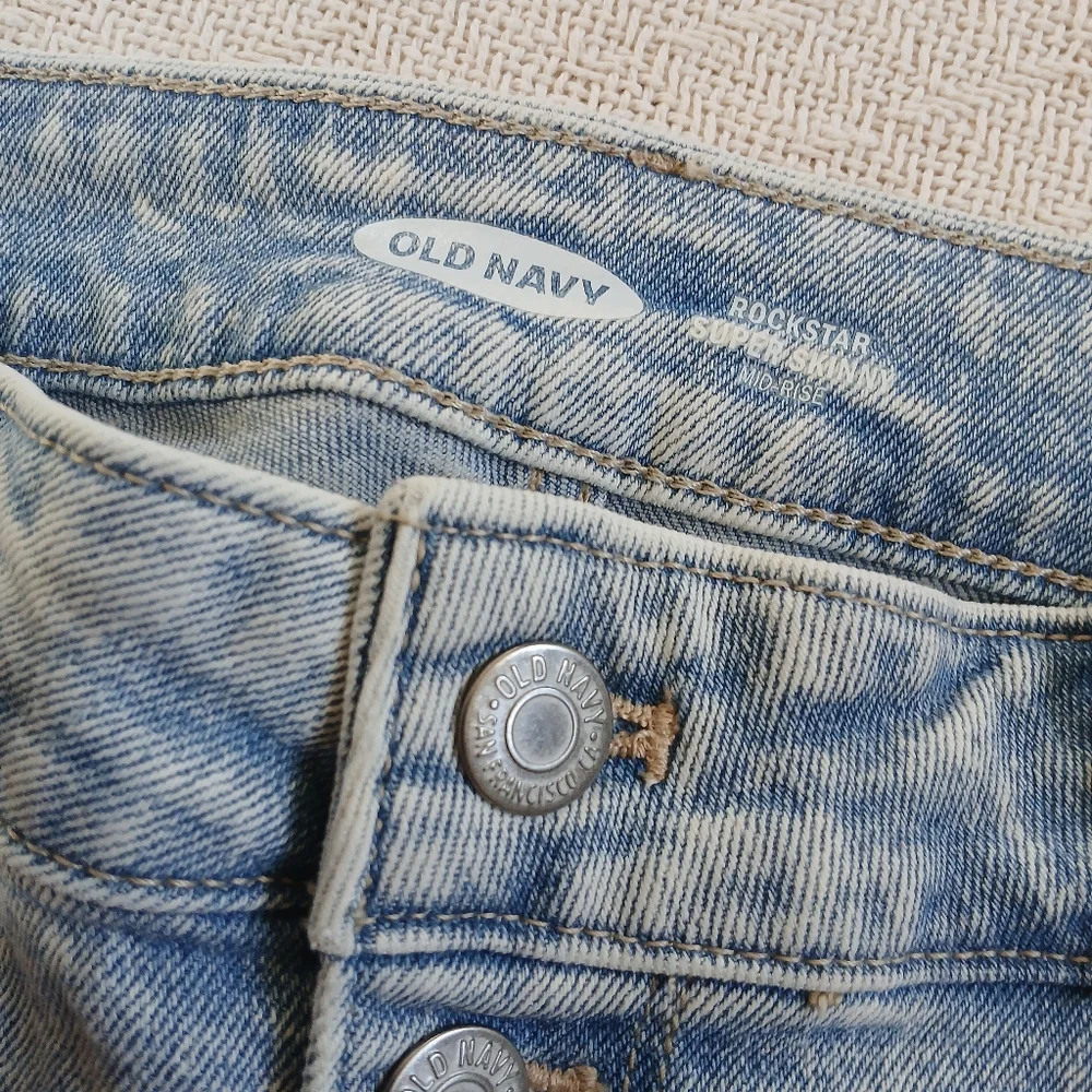 old navy ♡ rockstar super skinny mid rise jeans 12 acid wash retro vintage wash